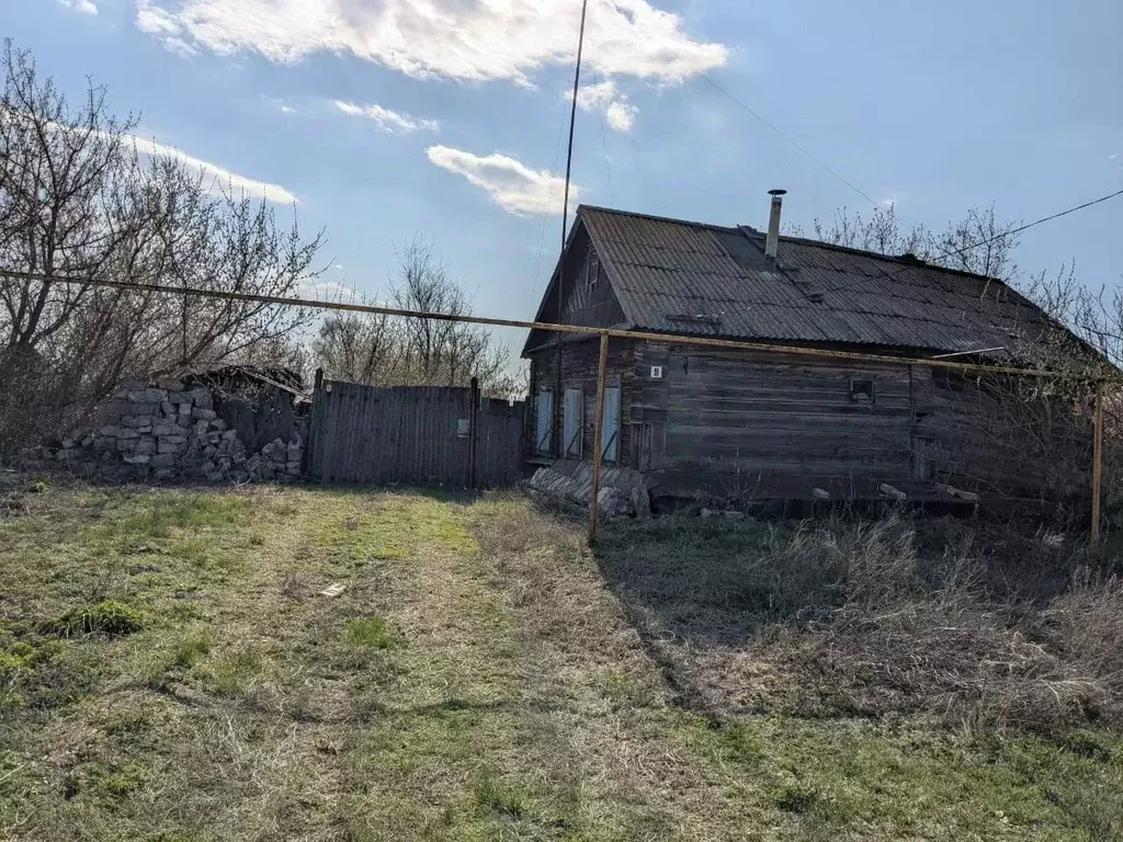 Дом в Самарская область, Нефтегорский район, с. Богдановка Наречная ... - Фото 1