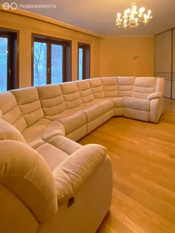 3-комнатная квартира: Находка, улица Луначарского, 16 (107 м) - Фото 1