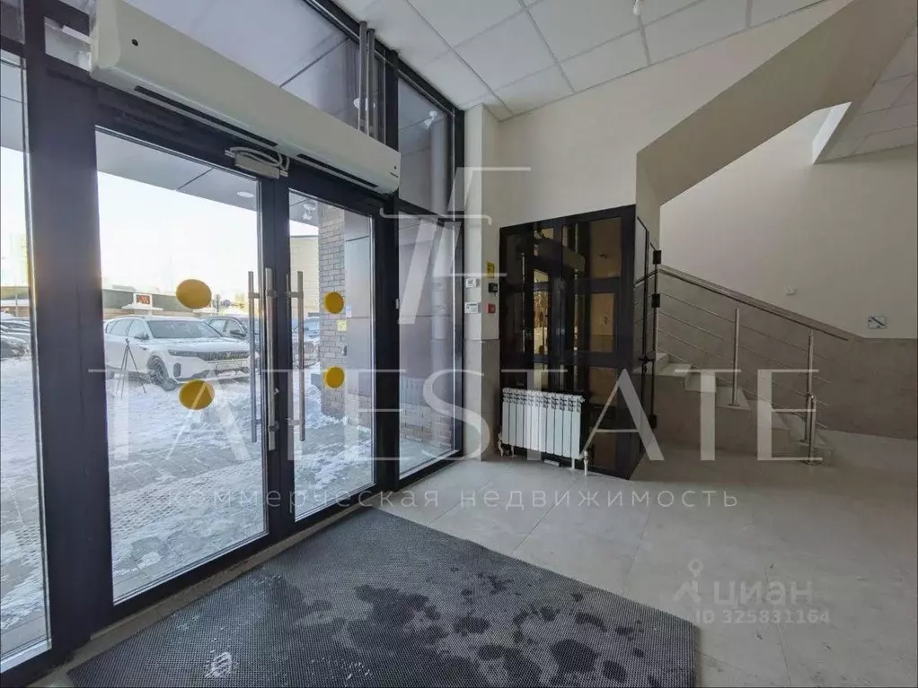 Помещение свободного назначения в Татарстан, Казань просп. Победы, 87А ... - Фото 2