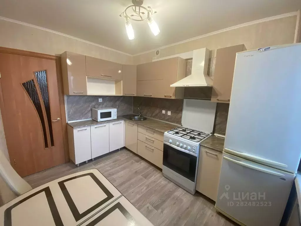 3-к кв. Татарстан, Казань ул. Фатыха Амирхана, 105 (70.0 м) - Фото 1