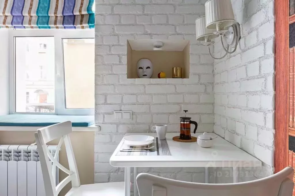 1-к кв. Санкт-Петербург Театральная пл., 12 (18.0 м) - Фото 2