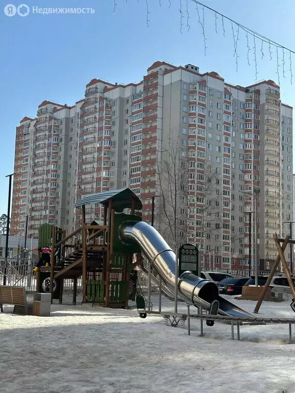 3-комнатная квартира: Балашиха, микрорайон Кучино, улица Соловьёва, 2 ... - Фото 1