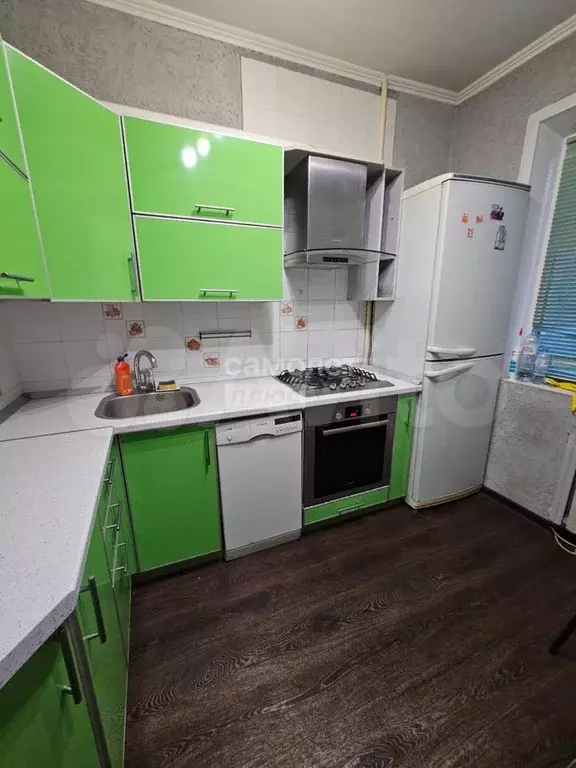 2-к. квартира, 55 м, 2/9 эт. - Фото 0