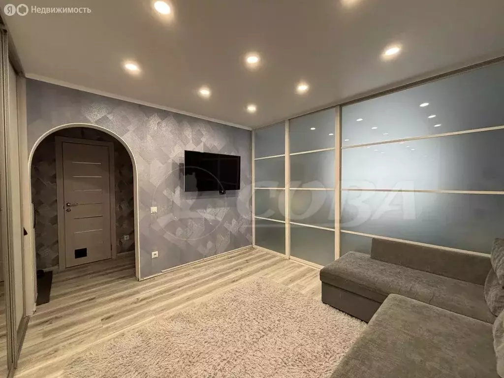 1-комнатная квартира: Тюмень, улица Федюнинского, 54к1 (41 м) - Фото 1