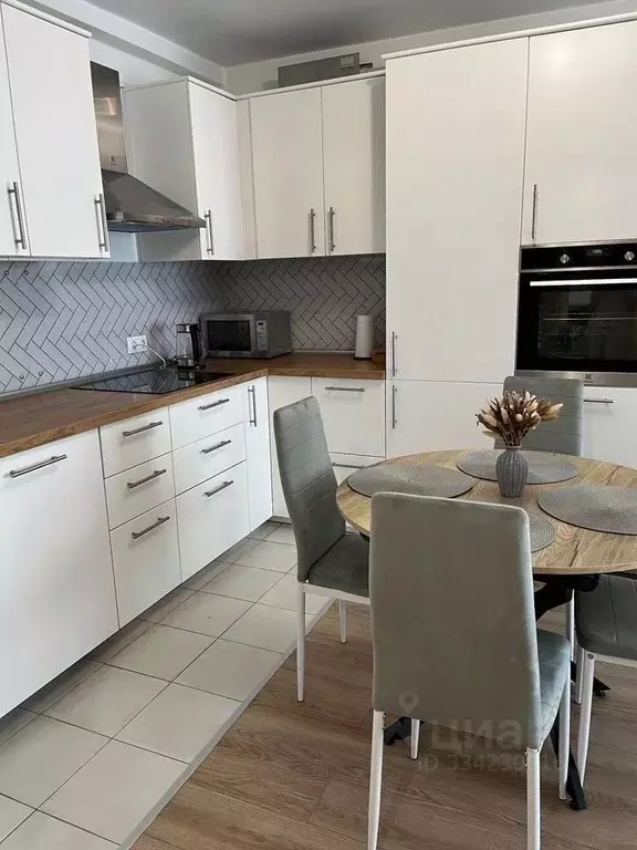 3-к кв. Москва ул. Саларьевская, 16к3 (54.0 м) - Фото 1