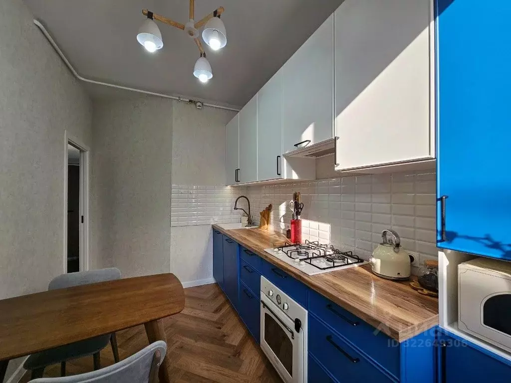 3-к кв. Волгоградская область, Волгоград ул. Кузнецова, 34 (86.0 м) - Фото 2