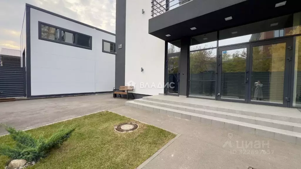 Офис в Нижегородская область, Нижний Новгород ул. Маршала Казакова, 11 ... - Фото 1