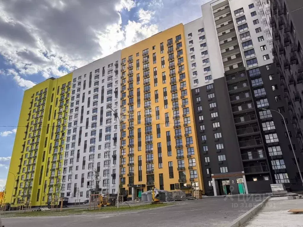 3-к кв. Курская область, Курск ул. Энгельса, 115А/2 (90.1 м) - Фото 1