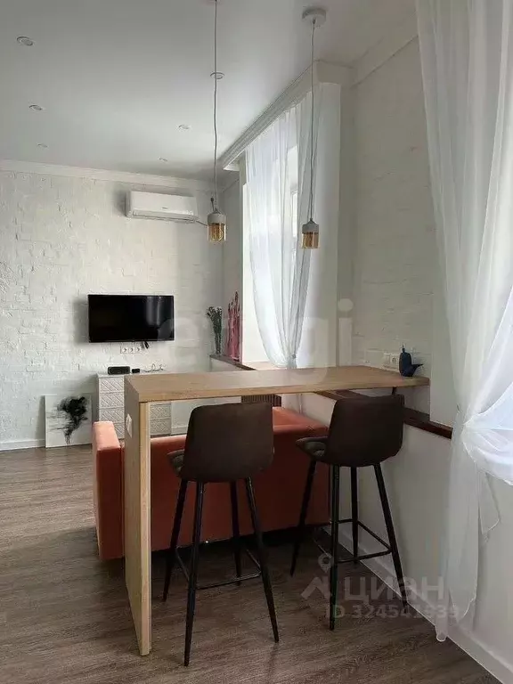 Студия Новосибирская область, Новосибирск ул. Ленина, 9 (30.0 м) - Фото 0