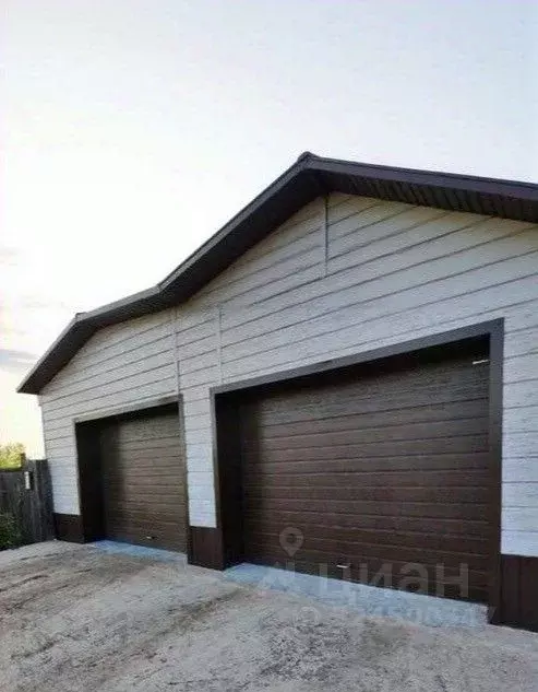 Дом в Хакасия, Усть-Абаканский район, с. Зеленое ул. Им. Н.П.Лузанова, ... - Фото 1