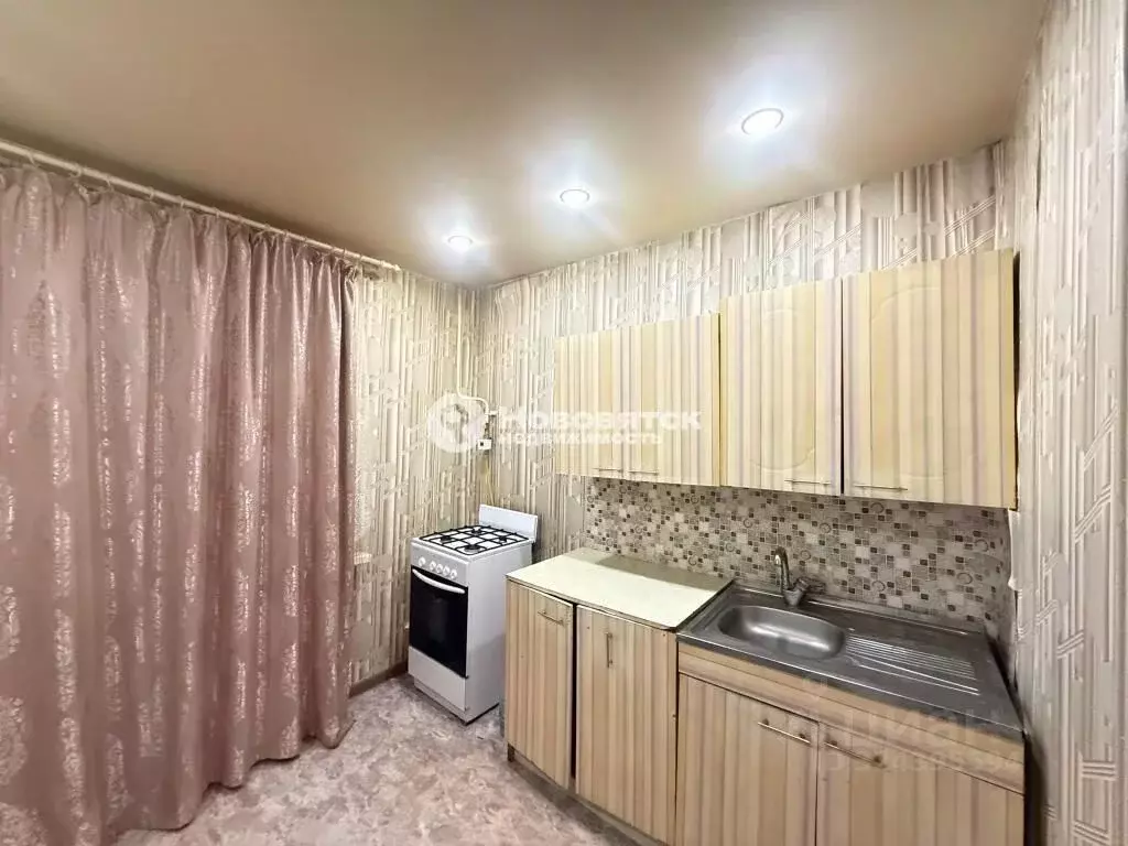 1-к кв. Кировская область, Киров Радужный мкр, просп. Строителей, 13 ... - Фото 1