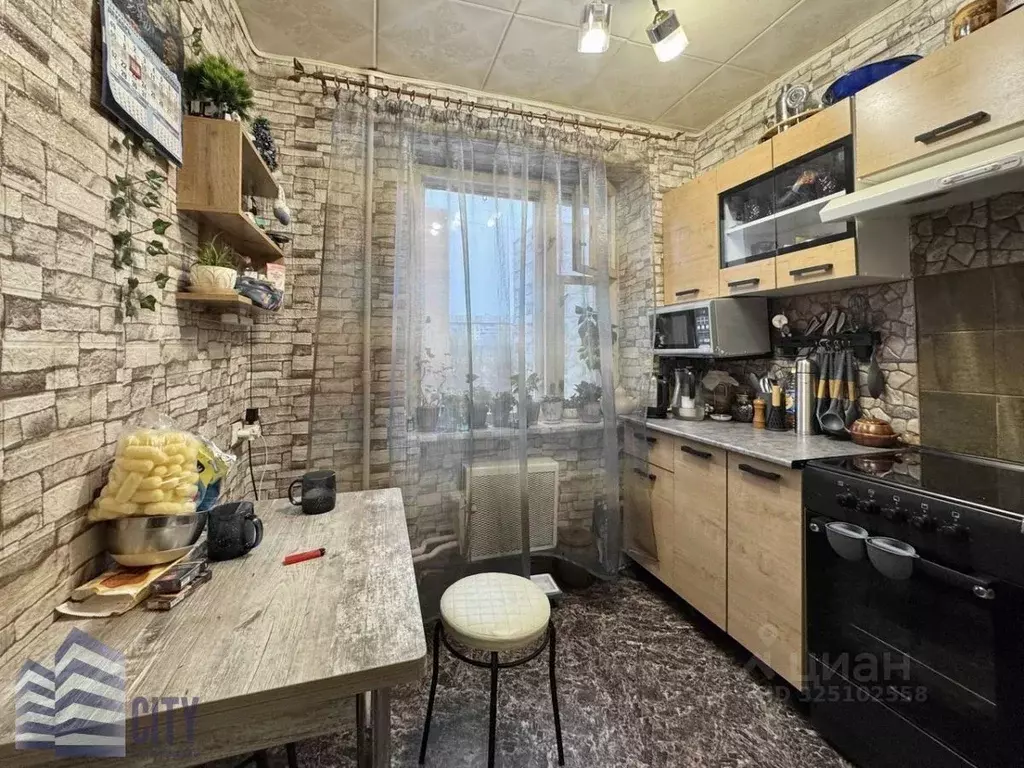 2-к кв. Московская область, Реутов Носовихинское ш., 17 (43.0 м) - Фото 2