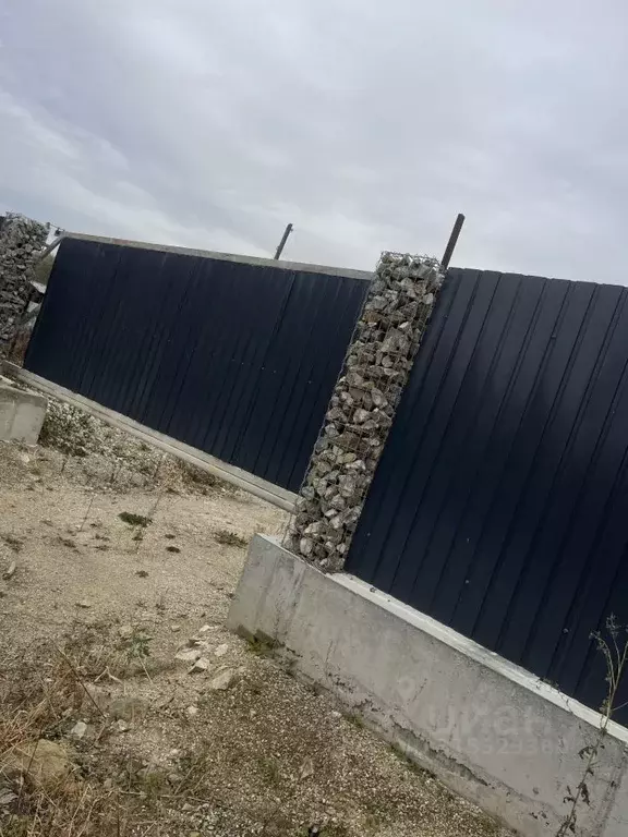 Участок в Приморский край, Уссурийск ул. Топоркова (5.56 сот.) - Фото 1