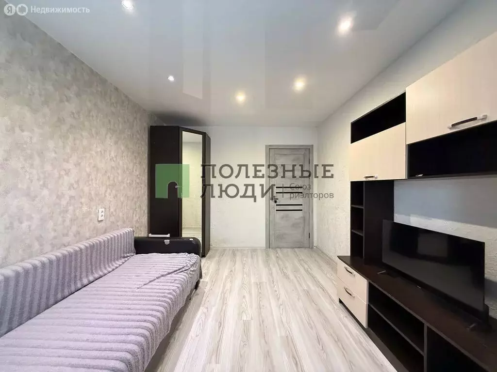 2-комнатная квартира: Ижевск, улица Холмогорова, 37В (41.6 м) - Фото 1