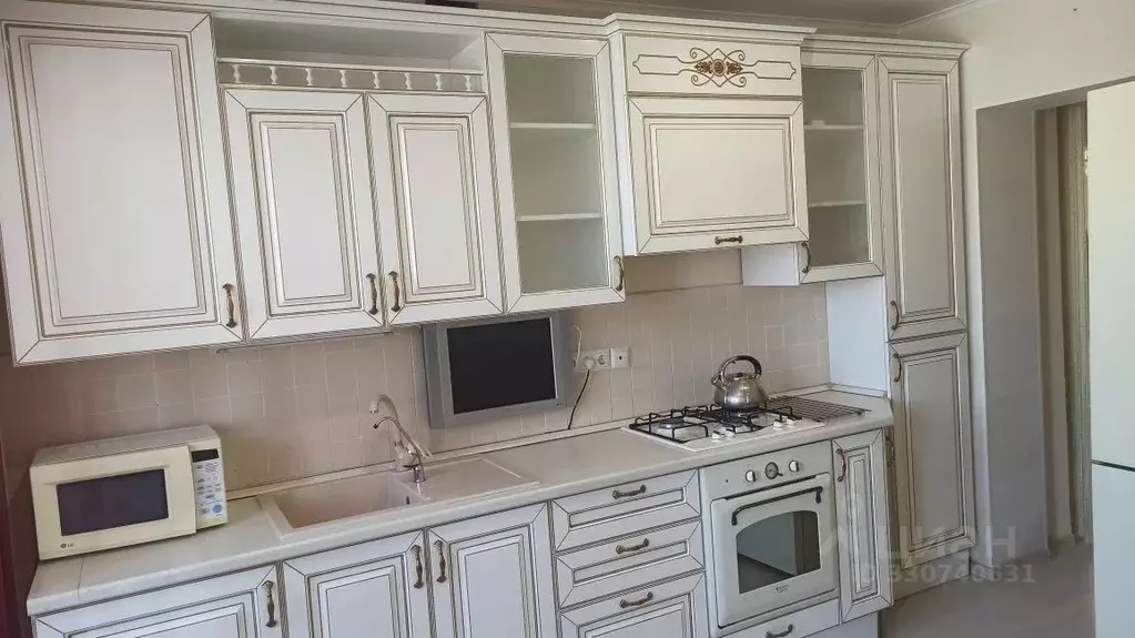 2-к кв. Татарстан, Казань ул. Адоратского, 2 (70.4 м) - Фото 1