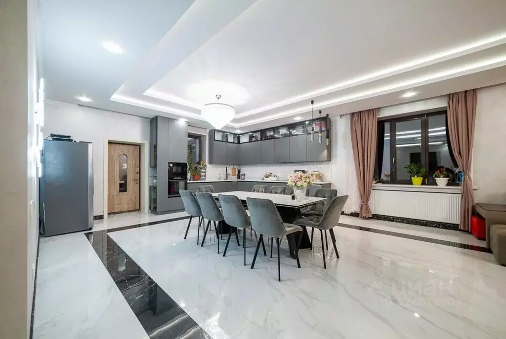 Дом в Москва д. Внуково, ул. Киевская, 15А (600 м) - Фото 1