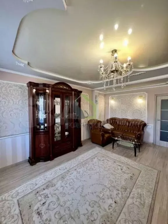 Дом в Самарская область, Сызрань Тракторный пер., 2 (170 м) - Фото 1