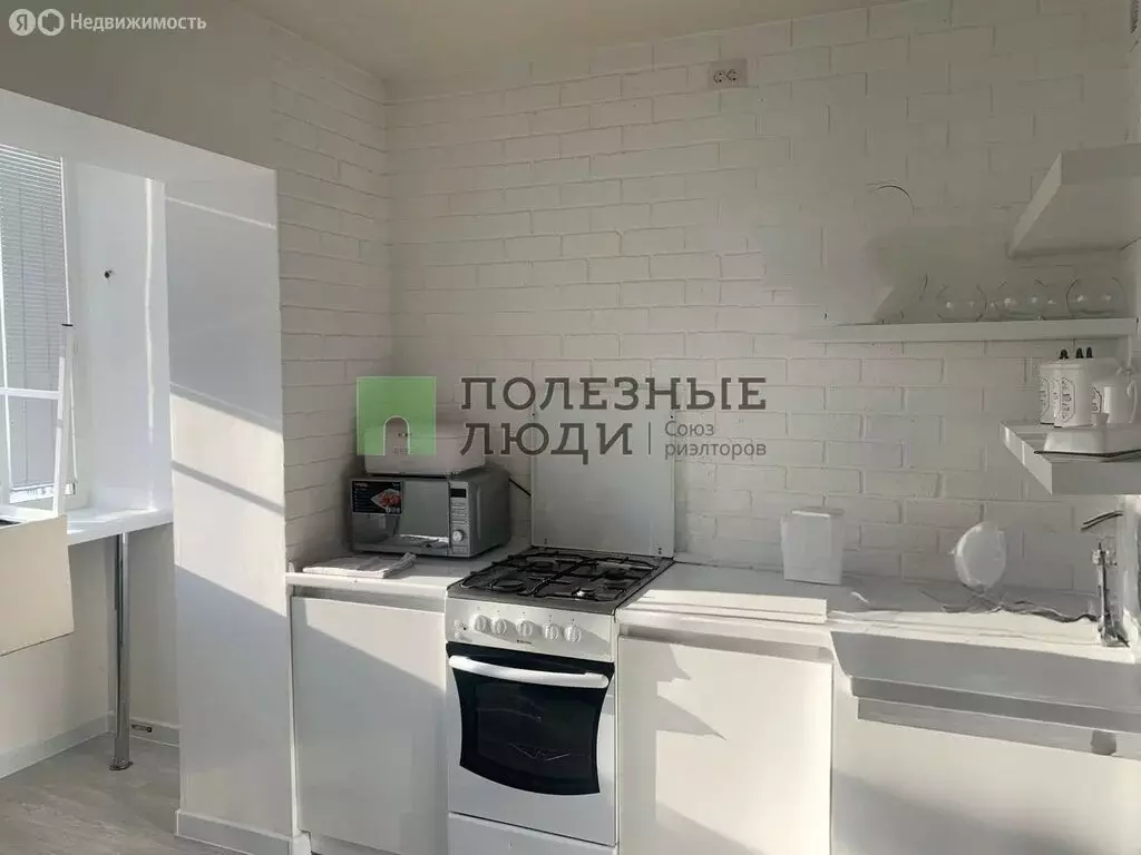 2-комнатная квартира: Ангарск, 6-й микрорайон, 15 (63 м) - Фото 1