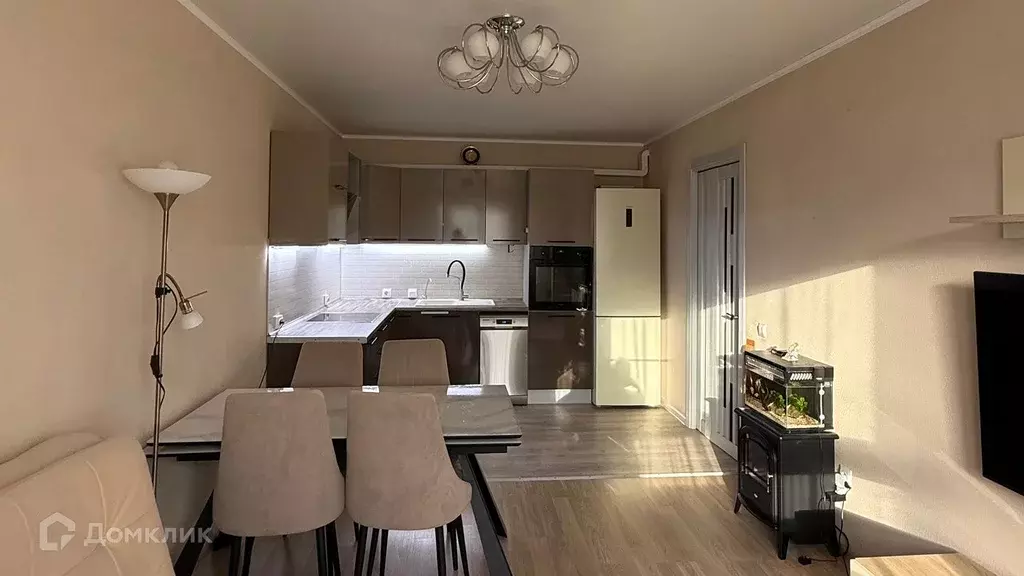 Продаётся 2-к квартира, 60.4 м - Фото 0