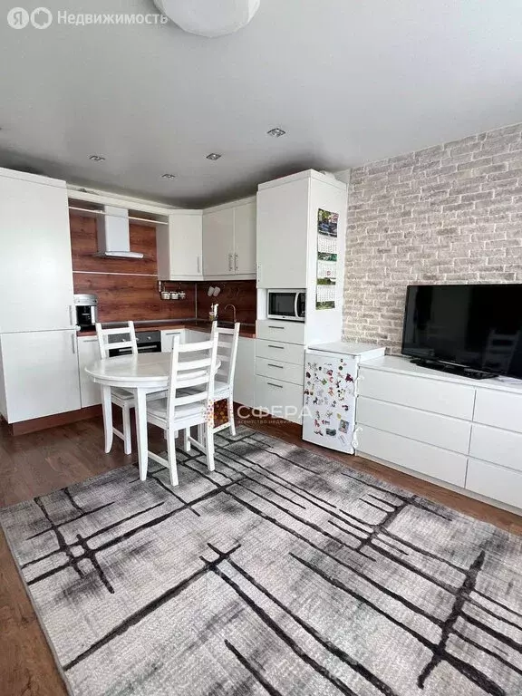 3-комнатная квартира: Новосибирск, Кубовая улица, 92 (72 м) - Фото 0