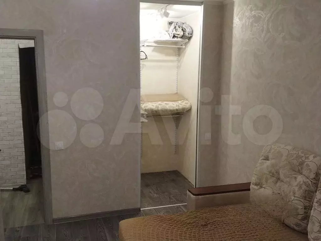 Комната 17 м в 3-к., 9/9 эт. - Фото 0