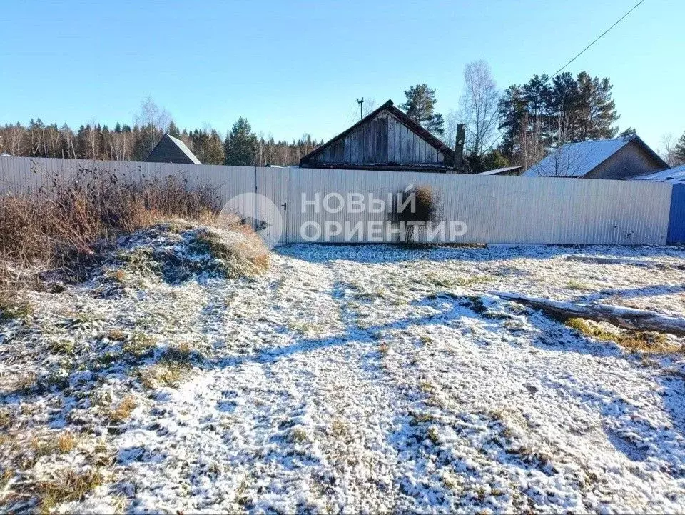 Дом в Свердловская область, Артемовский муниципальный округ, с. ... - Фото 1