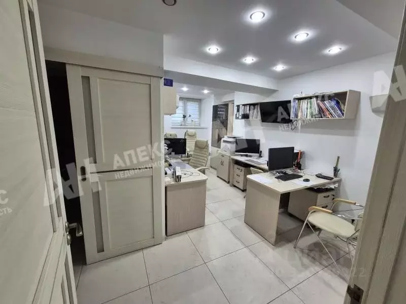 Помещение свободного назначения в Москва ш. Фрезер, 5/1 (110 м) - Фото 1