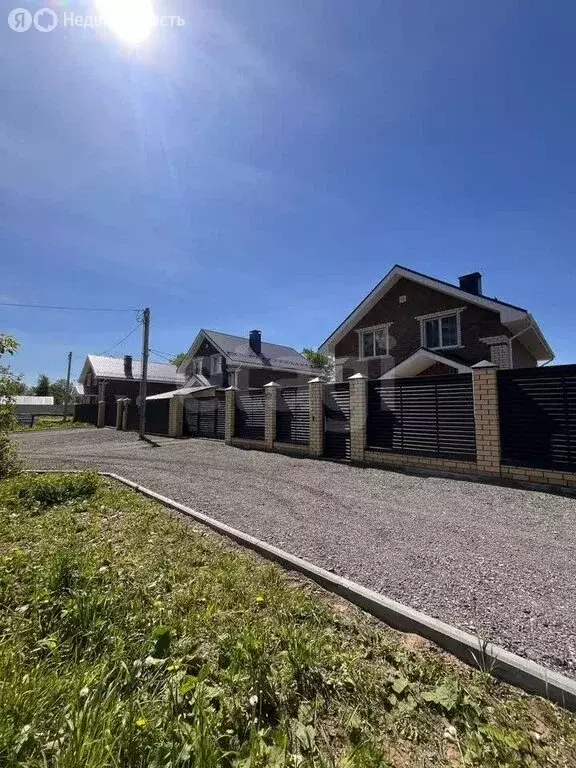 Дом в Пермский край, Юрлинский муниципальный округ, посёлок Сюзьва, ... - Фото 2