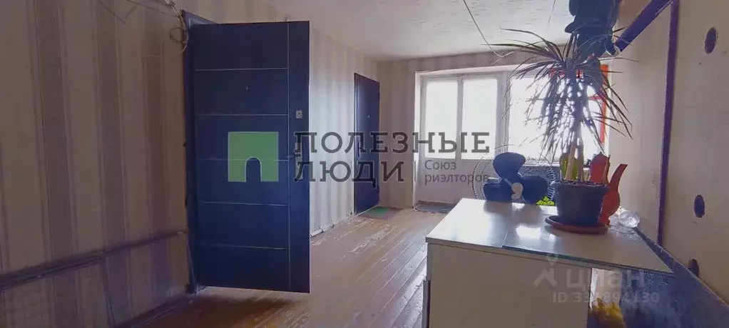 Комната Удмуртия, Ижевск ул. 9 Января, 185А (11.4 м) - Фото 1