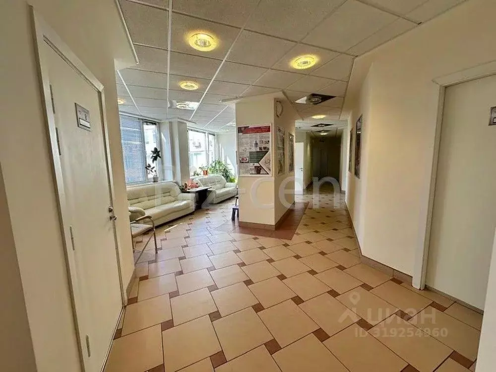 Офис в Москва Старокалужское ш., 62 (300 м) - Фото 1