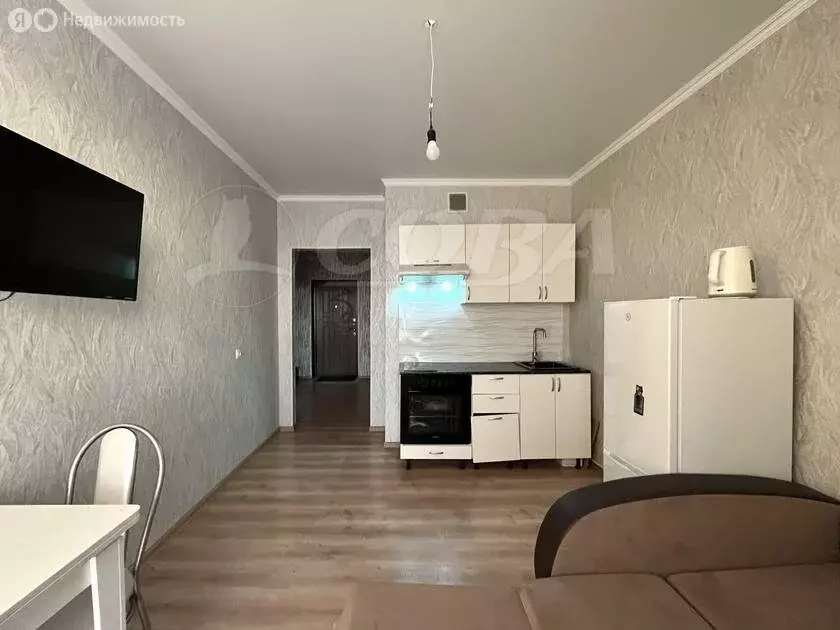 1-комнатная квартира: Тюмень, улица 50 лет Октября, 75к2 (40.9 м) - Фото 0