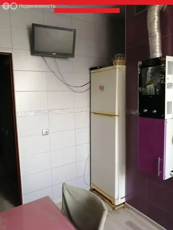 3-комнатная квартира: Таганрог, улица Щаденко, 20А (81 м) - Фото 0