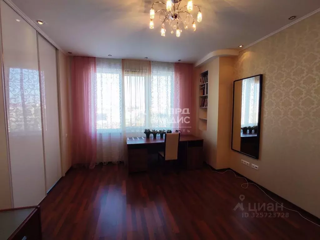 4-к кв. Омская область, Омск наб. Иртышская, 11к1 (133.6 м) - Фото 2