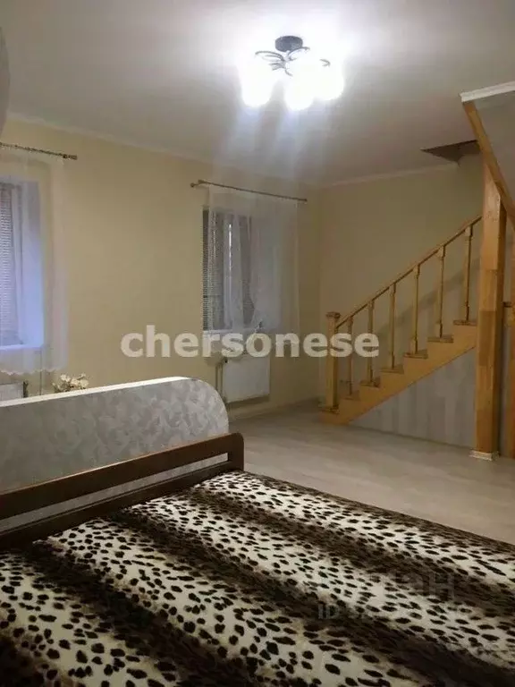 2-к кв. Севастополь ул. Генерала Коломийца, 11Б (79.0 м) - Фото 1
