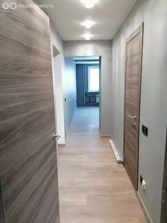 1-комнатная квартира: Тюмень, улица Федюнинского, 56 (48.5 м) - Фото 1