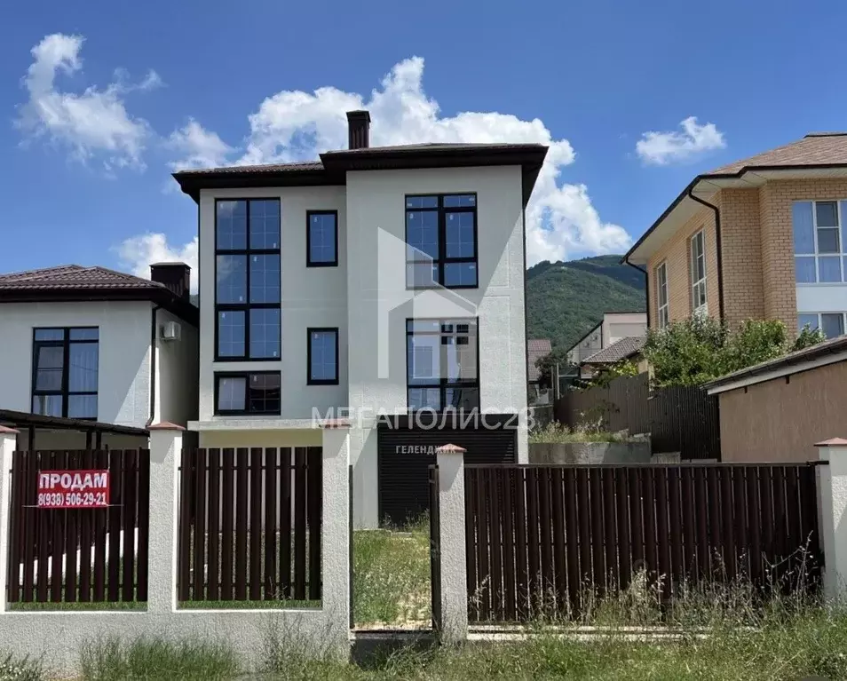 Дом в Краснодарский край, Геленджик городской округ, с. Марьина Роща ... - Фото 0