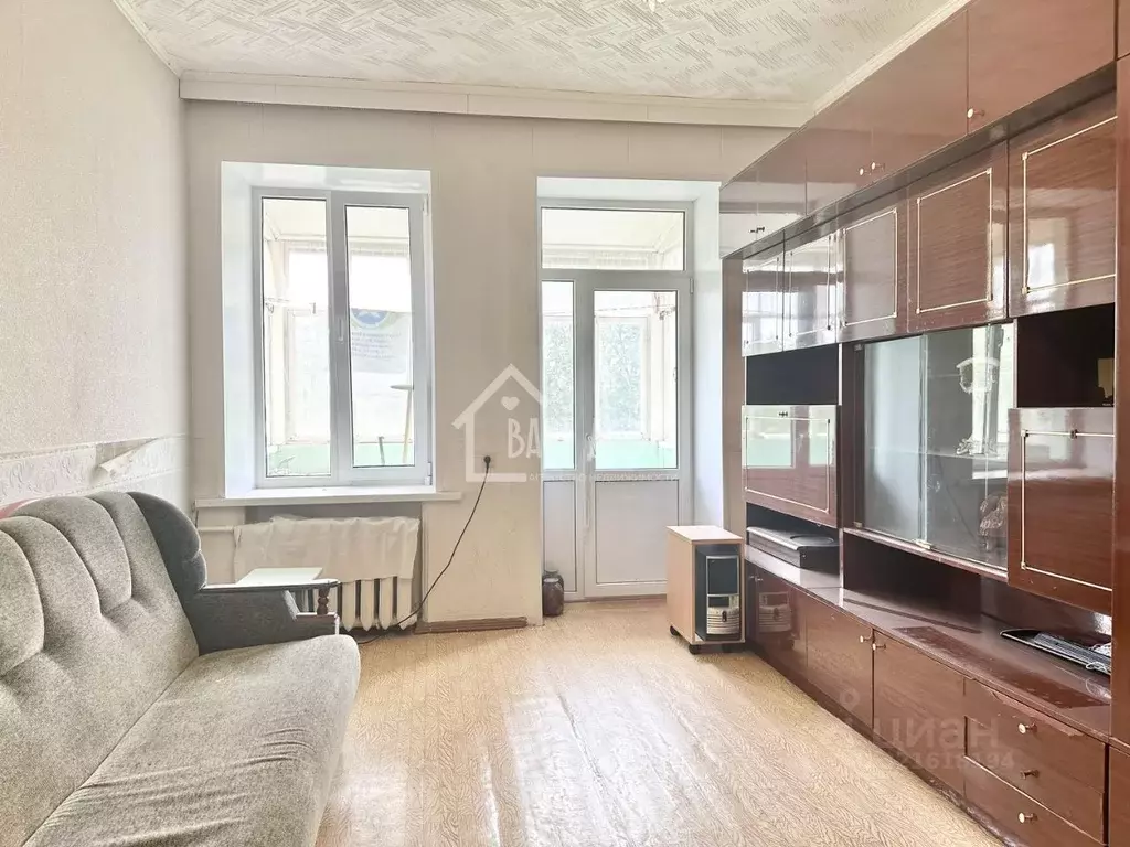 3-к кв. Астраханская область, Ахтубинск пер. Ульяновых, 2 (75.7 м) - Фото 1