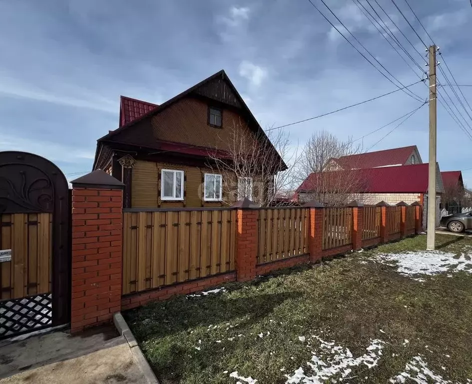 Дом в Башкортостан, с. Кармаскалы ул. М. Гафури, 68 (82 м) - Фото 1