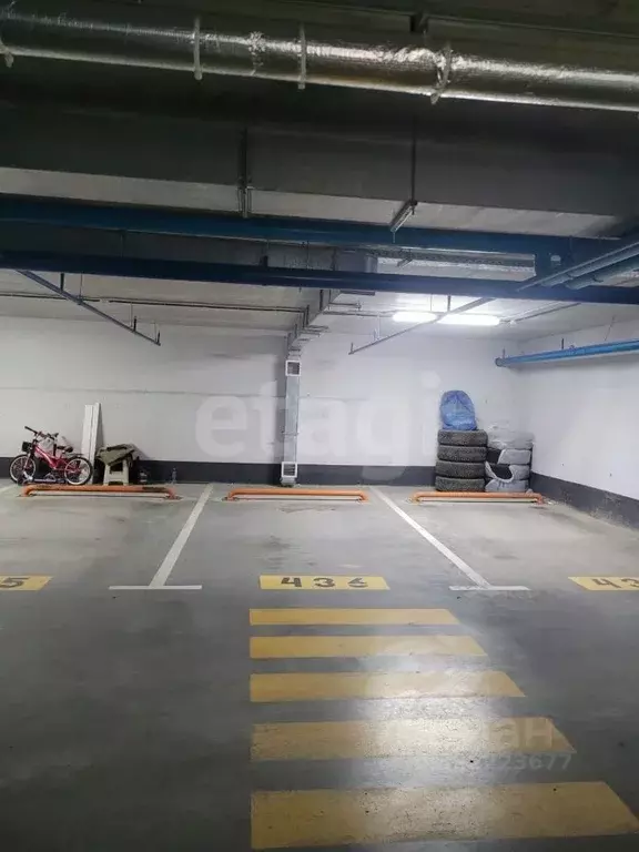 Гараж в Тюменская область, Тюмень ул. Тимофея Чаркова, 81с1 (14 м) - Фото 1