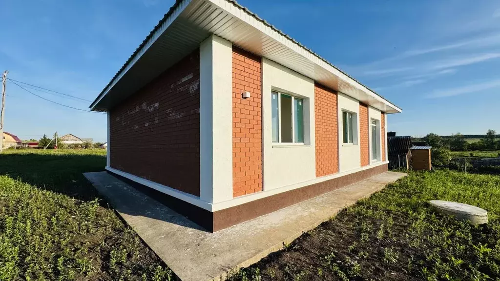 Коттедж в Башкортостан, Уфимский район, Русско-Юрмашский сельсовет, с. ... - Фото 2