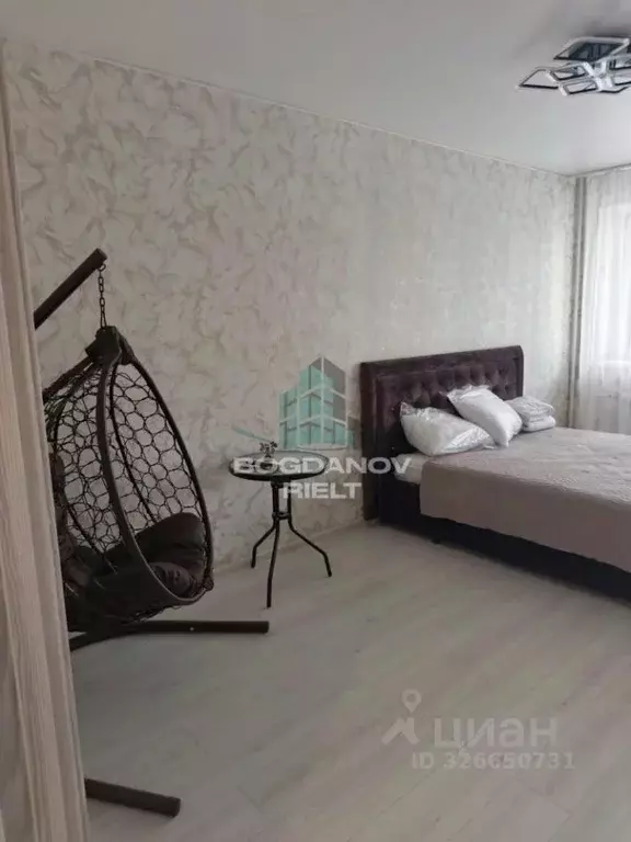 1-к кв. Омская область, Омск ул. 70 лет Октября, 15 (50.3 м) - Фото 0