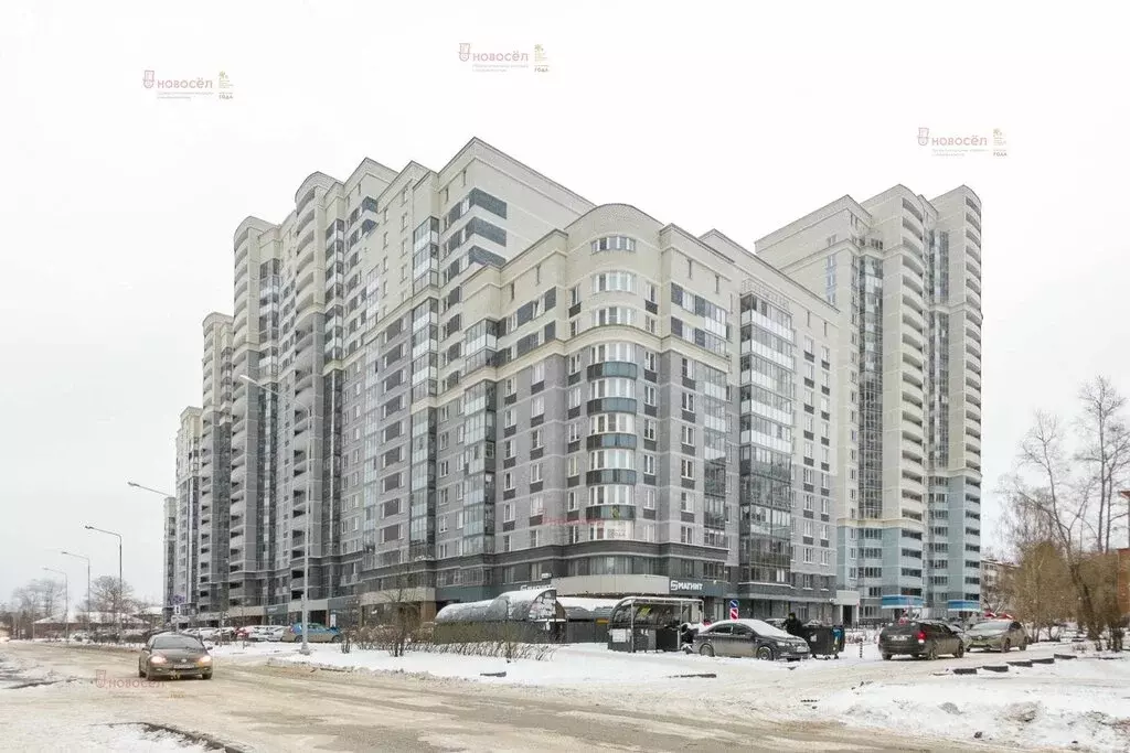 2-комнатная квартира: Екатеринбург, Ирбитская улица, 13 (67 м) - Фото 2