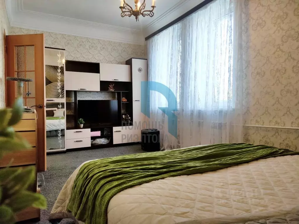 3-к кв. Челябинская область, Челябинск Российская ул., 47А (65.4 м) - Фото 1