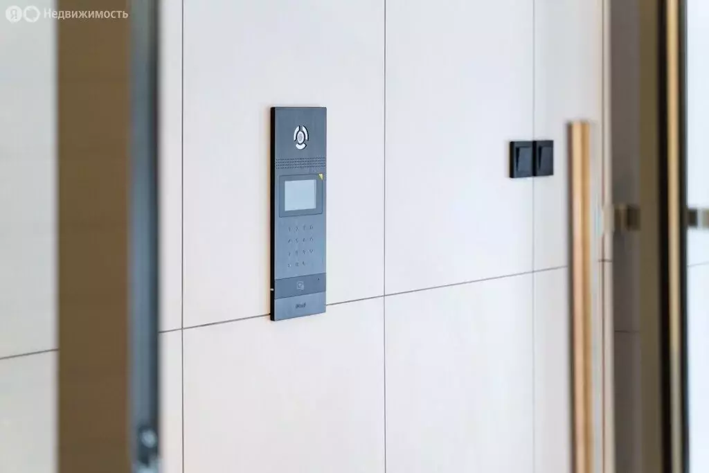 3-комнатная квартира: Сыктывкар, Тентюковская улица, 320к3 (58 м) - Фото 1