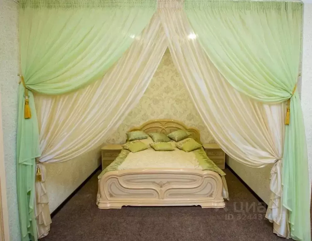 Комната Саратовская область, Балаково Топоринская ул., 52 - Фото 1