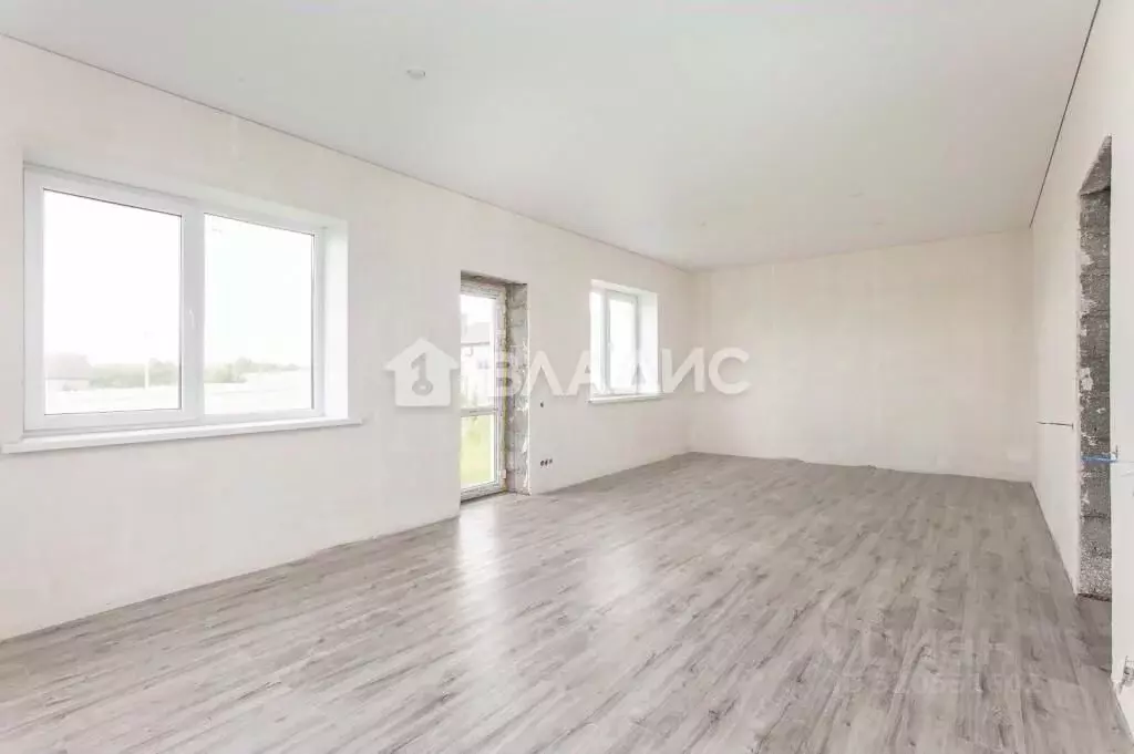 Дом в Челябинская область, Магнитогорск ул. Николая Кизименко (135 м) - Фото 0