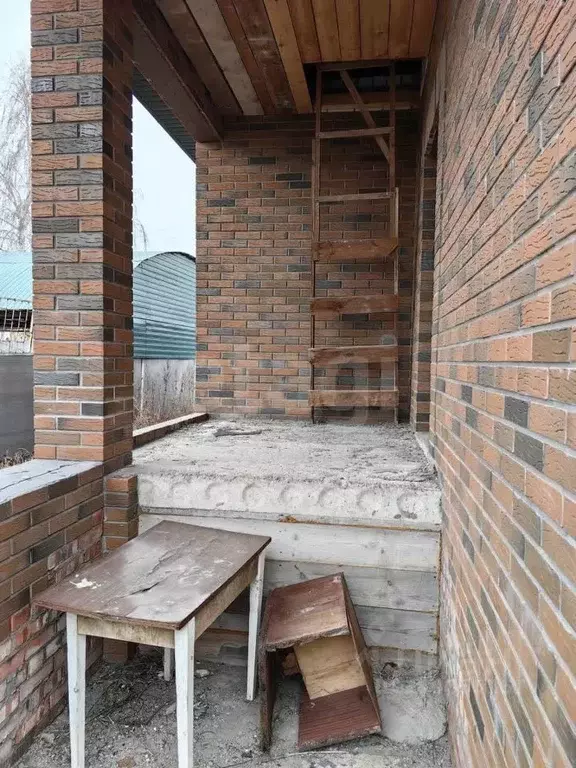 Дом в Саратовская область, Балашовский район, с. Репное Советская ул., ... - Фото 1