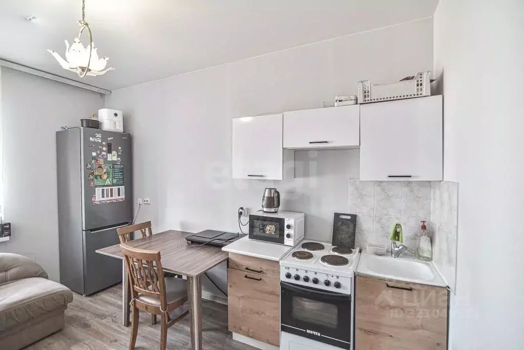 2-к кв. Сахалинская область, Южно-Сахалинск ул. Имени Н.Г. Смирнова, 9 ... - Фото 0