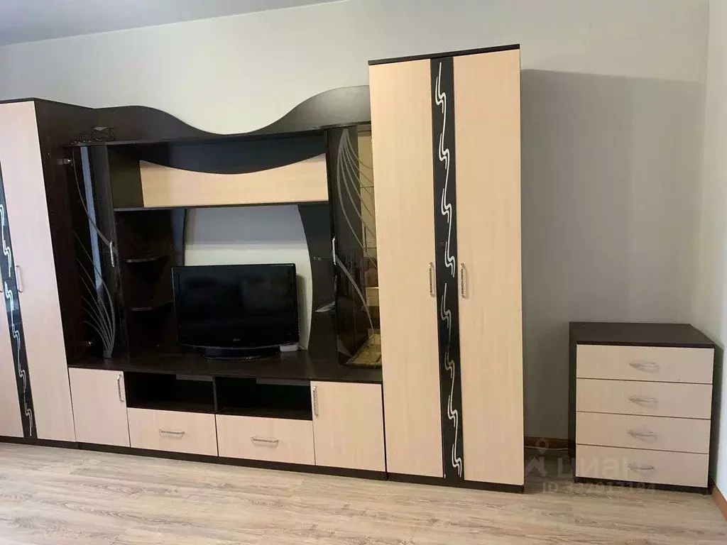 1-к кв. Белгородская область, Старый Оскол Центральный мкр, 4 (28.0 м) - Фото 2