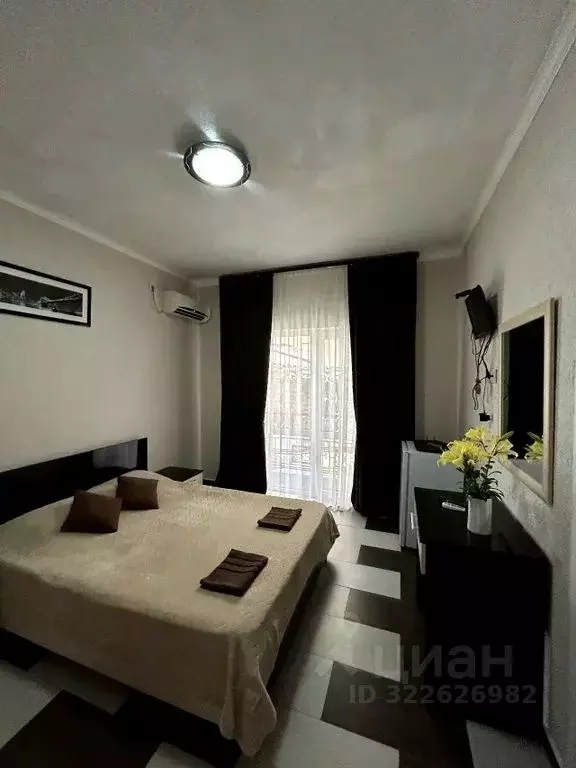 Комната Краснодарский край, Геленджик ул. Шмидта, 67 - Фото 1